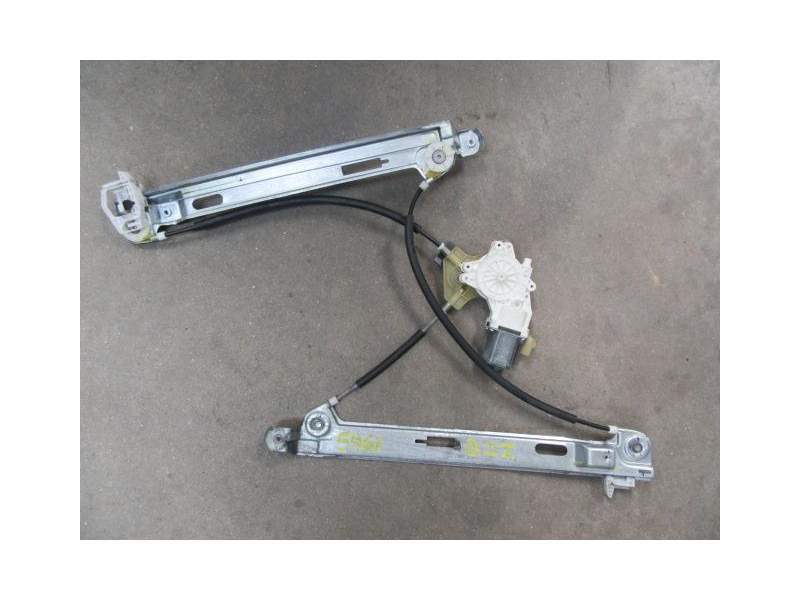 Recambio de elevalunas delantero izquierdo para jeep patriot 2.0 tdi referencia OEM IAM 68004423AA  