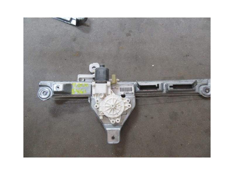 Recambio de elevalunas trasero derecho para jeep patriot 2.0 tdi referencia OEM IAM 68002892AA  