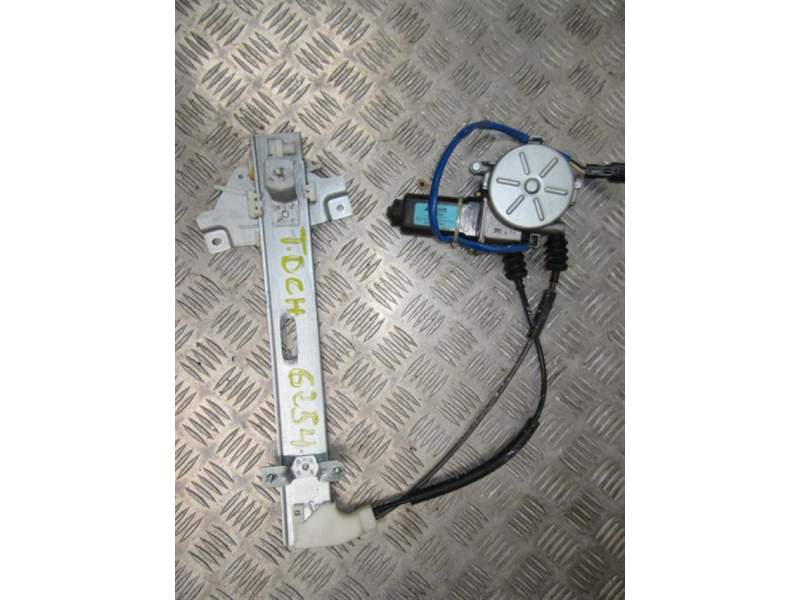 Recambio de elevalunas trasero derecho para kia sephia 1.6 g referencia OEM IAM 0K2A272560D  
