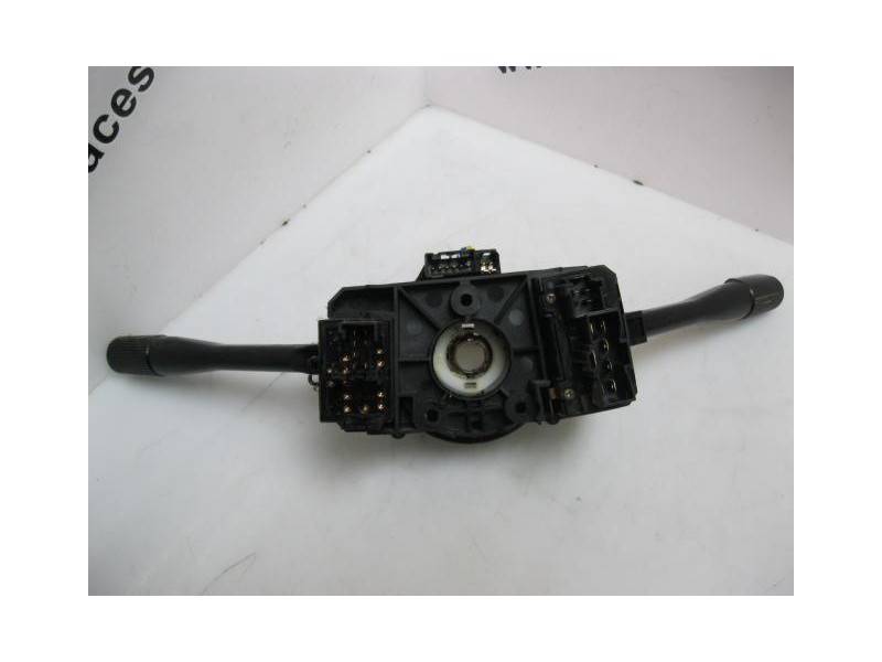 Recambio de mando luces y limpias : rover 45 : 2.0 g -20k4f (149,6cv) 4p [2002] para rover  45 2.0 g -20k4f  4p referencia OEM I