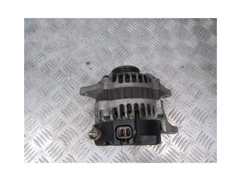 Recambio de alternador para kia sephia 1.6 g referencia OEM IAM 30D18300 AB180140 