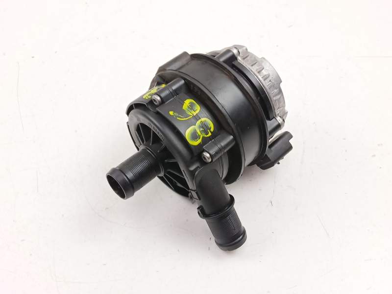 Recambio de bomba agua para dacia sandero ii (b8_) 1.5 blue dci 95 (b8jl) referencia OEM IAM 210103582R  