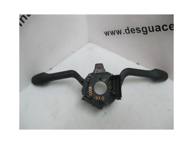 Recambio de mando luces y limpias : seat inca : 1.4 g /aex/apq (59,84cv) 4p [1998] para seat inca 1.4 g /aex/apq referencia OEM 
