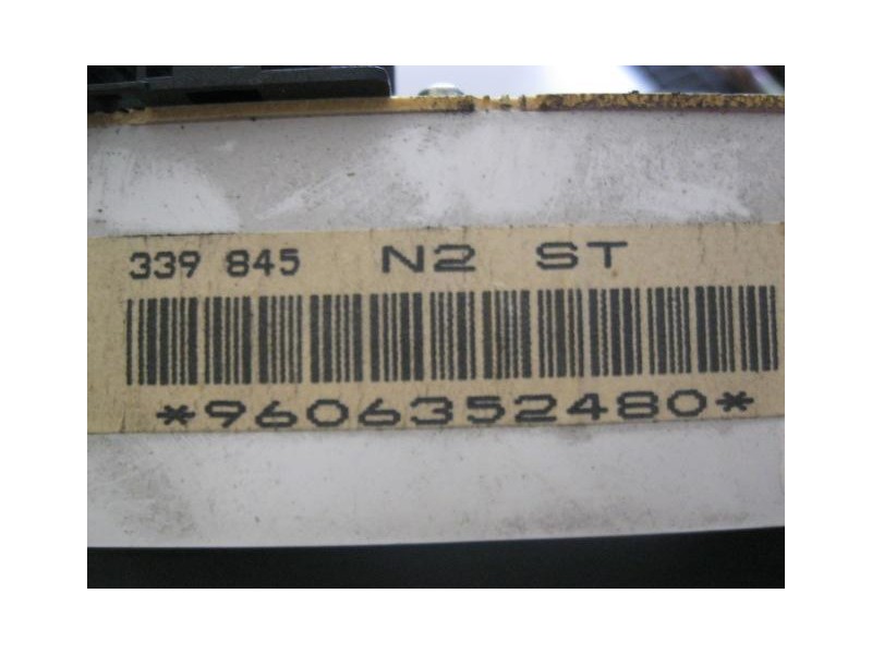 Recambio de cuadro instrumentos : peugeot 605 : 2.0 g /r6a-xu10j2 (127,84cv) 4p [1991] para peugeot 605 2.0 g /r6a-xu10j2 refere