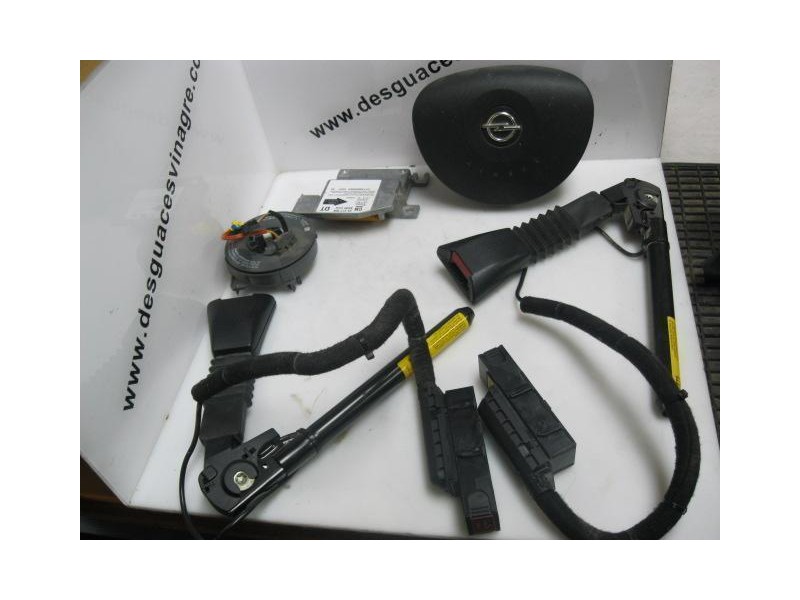 Recambio de airbag juego completo : opel combo : 1.7 d-y17dtl (65,28cv) [2002] para opel combo 1.7 d-y17dtl referencia OEM IAM C