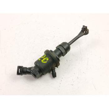 BOMBA EMBRAGUE 306101KA1A 