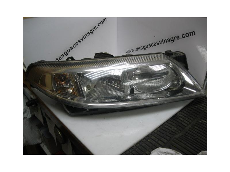 Recambio de faro dcho. : renault laguna : 1.6 g 16v /k4m d7 (107 cv) 5p [2001] para renault laguna 1.6 g 16v /k4m d7 (107 cv) re