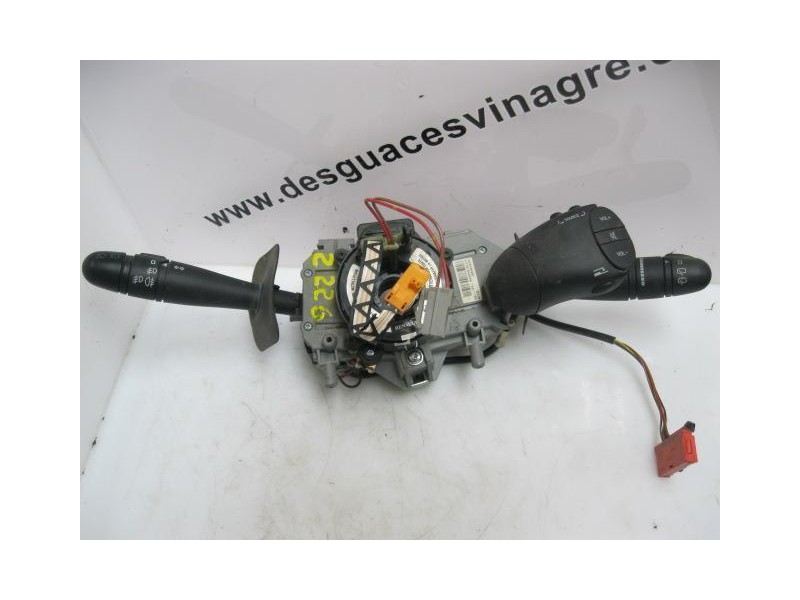 Recambio de mando luces y limpias : renault scenic : 1.9 td f9q q7 (80,24cv) 5p [2002] para renault scenic 1.9 td f9q q7  5p ref