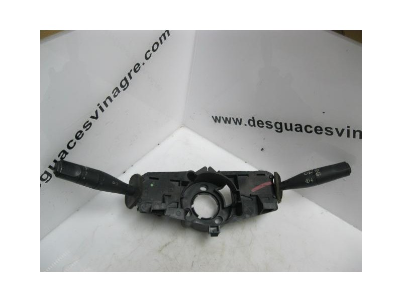 Recambio de mando luces y limpias : peugeot 206 : 1.9 d -wjy (69,36cv) 5p [2000] para peugeot 206 1.9 d -wjy referencia OEM IAM 