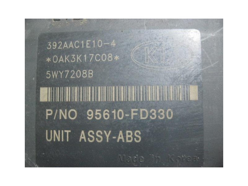 Recambio de abs : kia rio : 1.3 g /a3d (81,6cv) 5p [2004] para kia rio 1.3 g /a3d   5p referencia OEM IAM 95610-FD330  