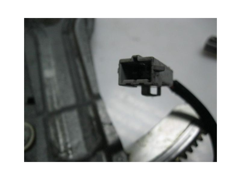 Recambio de elevalunas elec. del. dch. : volvo 940 : (royal) 2.3 g -b23qfb (130,56cv) 4p [1992] para volvo 940 (royal) 2.3 g -b2