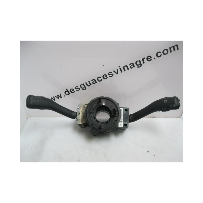 Recambio de mando luces y limpias : volkswagen golf : 1.6 g -akl (100,64cv) 3p [1998] para volkswagen golf 1.6 g -akl referencia
