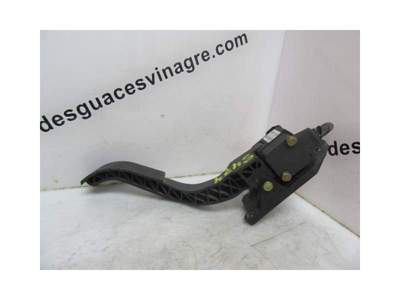 Recambio de potenciometro aceleracion para hyundai accent 1.5 td referencia OEM IAM 3270025840  