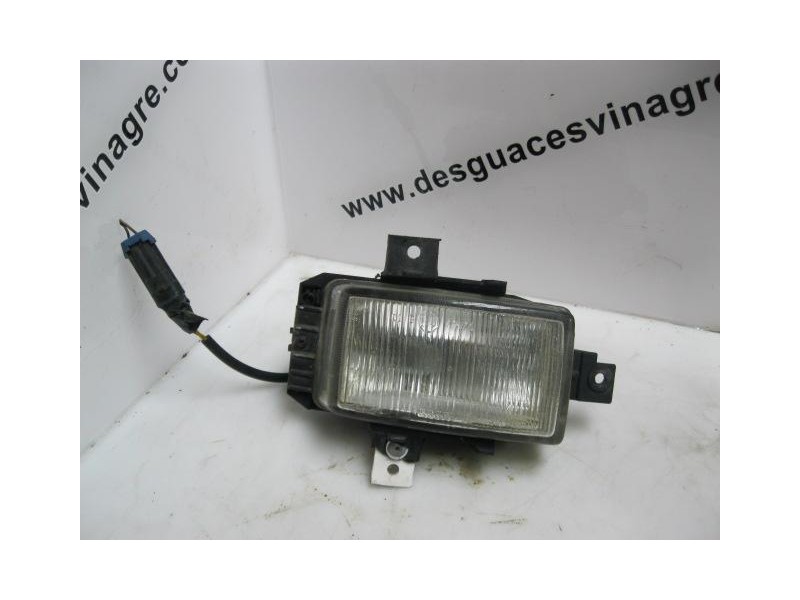 Recambio de antiniebla dcho : opel omega : 2.5 g /x25xe (170cv) 4p [1994] para opel omega 2.5 g /x25xe    4p referencia OEM IAM 