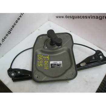 ELEVALUNAS TRASERO DERECHO MANUAL 