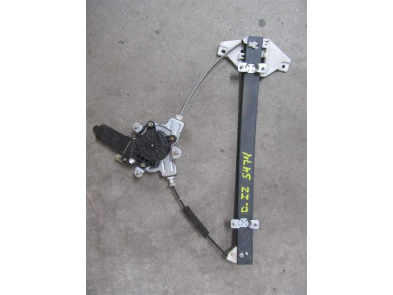 Recambio de elevalunas delantero izquierdo para hyundai accent 1.5 td referencia OEM IAM 8240325010  