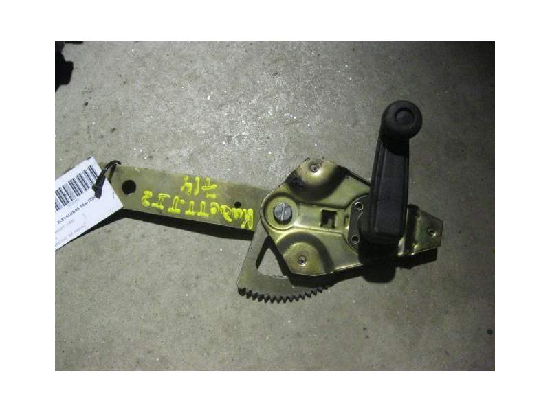 Recambio de elevalunas trasero izquierdo para opel kadett 1.4-g g-1.4nv referencia OEM IAM MANUAL  