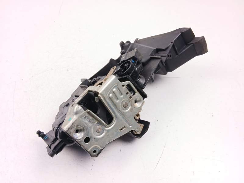 Recambio de cerradura puerta delantera derecha para mercedes-benz clase e (w210) e 200 (210.035) referencia OEM IAM A2027202635 