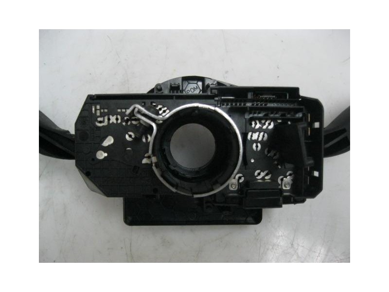 Recambio de mando luces y limpias : skoda fabia : 1.6 td-cay (75cv) [2011] para skoda fabia 1.6 td-cay    referencia OEM IAM 6Q0