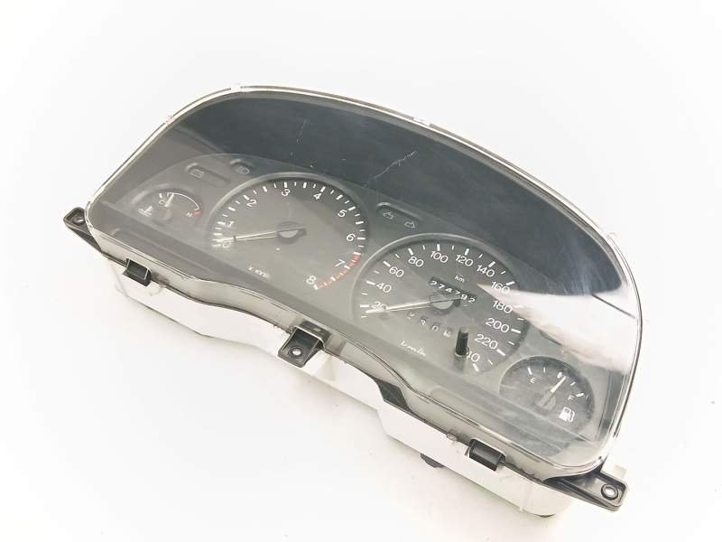 Recambio de cuadro instrumentos para ford mondeo ii turnier (bnp) 2.0 i referencia OEM IAM 98BB10849ERB  