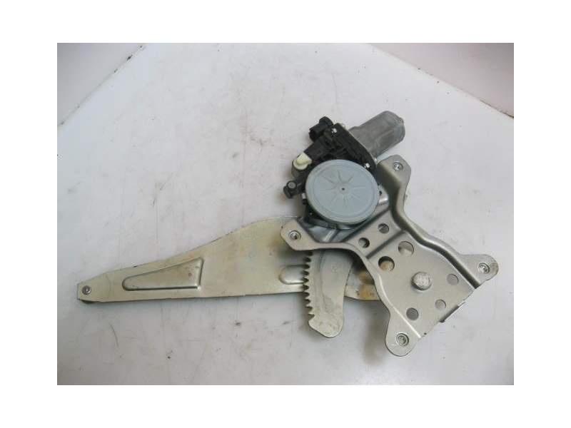 Recambio de elevalunas trasero derecho para suzuki sx4 1.9 /d19aa referencia OEM IAM 8350179J12  