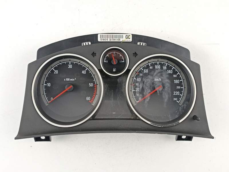 Recambio de cuadro instrumentos para opel astra h berlina cosmo referencia OEM IAM 6260549 A2C53024902 13184319
