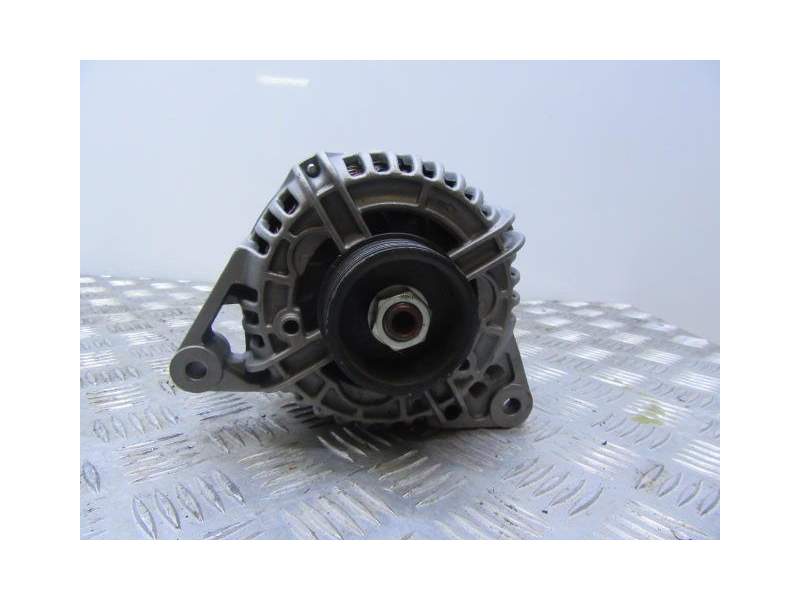 Recambio de alternador para audi a4 2.5 td referencia OEM IAM C011022 0124515028 