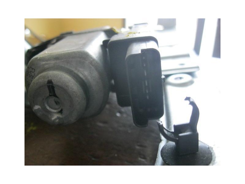 Recambio de elevalunas del-izdo : renault clio : 1.5 td dci-(k9kn764) 5p [2009] para renault clio 1.5 td dci-(k9kn764)  5p refer