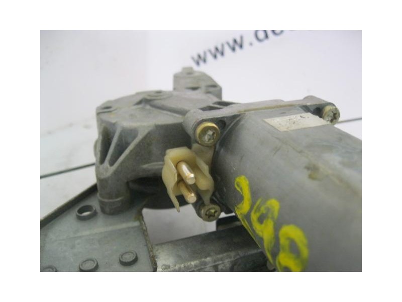 Recambio de elevalunas elec. tra. dch. : m. benz c 180 : 1.8 g -111 (122,4cv) 4p [1994] para m. benz c 180 1.8 g -111  4p refere