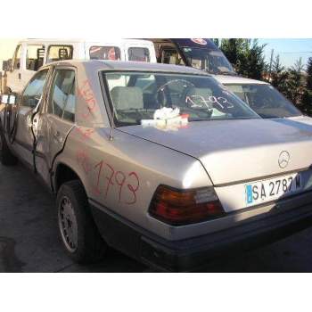 MERCEDES-BENZ 230