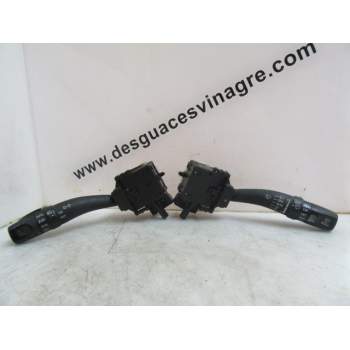 MANDO LUCES Y LIMPIAS 934101D100 