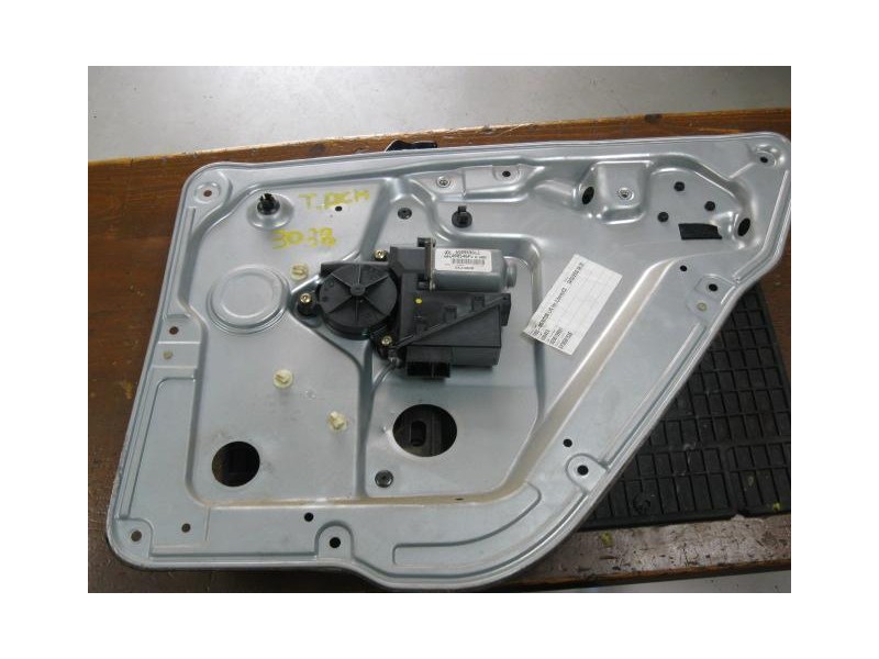 Recambio de elevalunas elec. tra. dch. : skoda fabia : 1.4 g /aub (100,64cv) 5p ranchera [2002] para skoda fabia 1.4 g /aub ranc