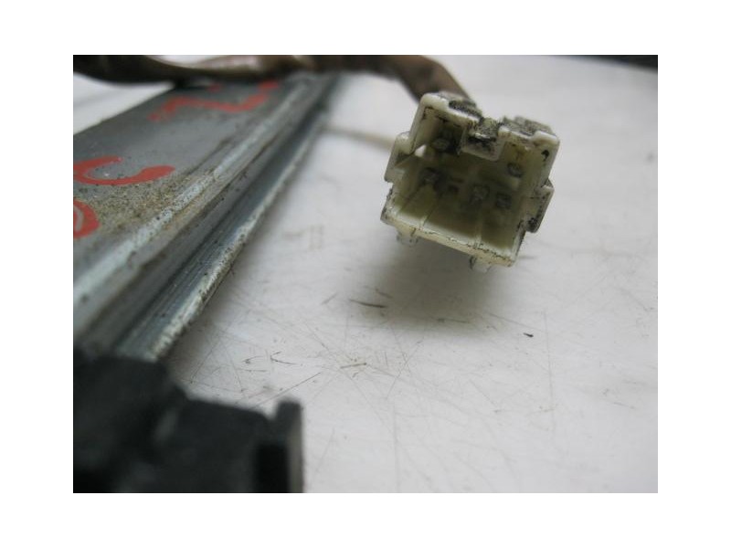 Recambio de elevalunas elec. tra. izq. : mitsubishi galant : 2.0 td -4d68 (89,76cv) 4p [1999] para mitsubishi galant 2.0 td -4d6