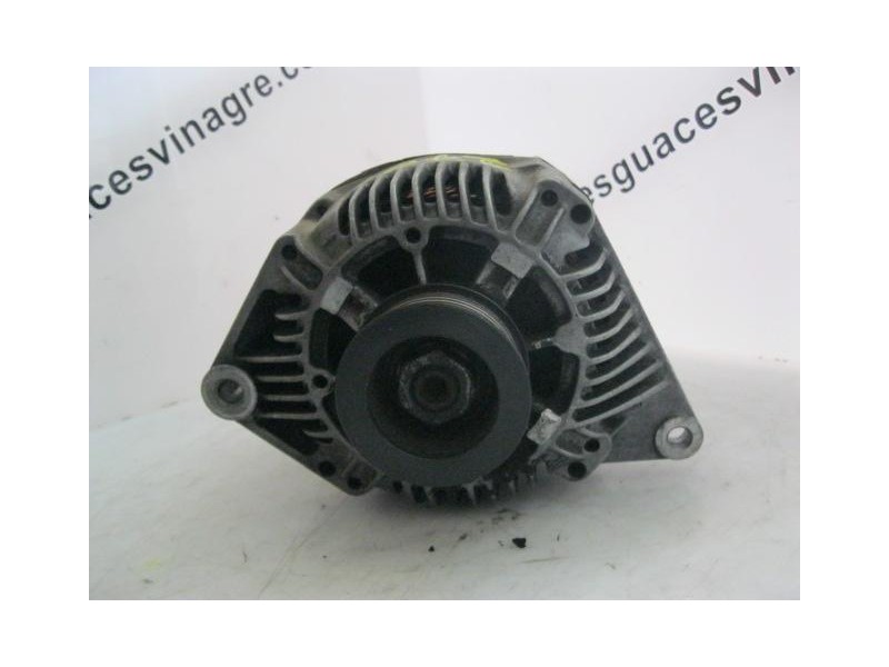 Recambio de alternador : renault megane : 1.9 d -f8q (63,92cv) 5p [1996] para renault megane 1.9 d -f8q   referencia OEM IAM 770