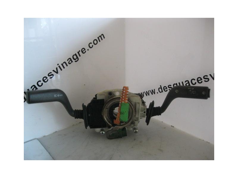 Recambio de mando luces y limpias : volvo v40 : 1.9 g -b4204s (140,08cv) 5p [2000] para volvo v40 1.9 g -b4204s referencia OEM I