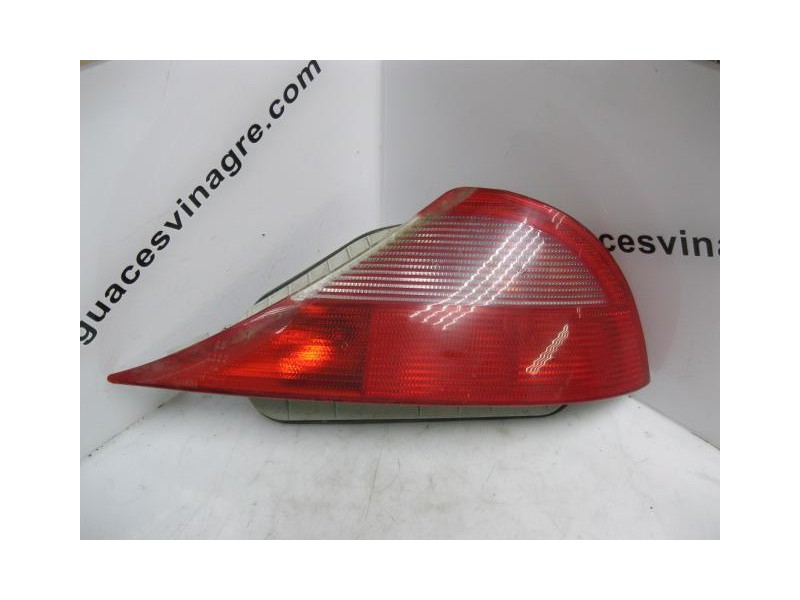 Recambio de piloto trasero dch. : lancia y10 : 1.2 g -3p-95312km (59,84cv) 3p [1997] para lancia y10 1.2 g --95312km referencia 