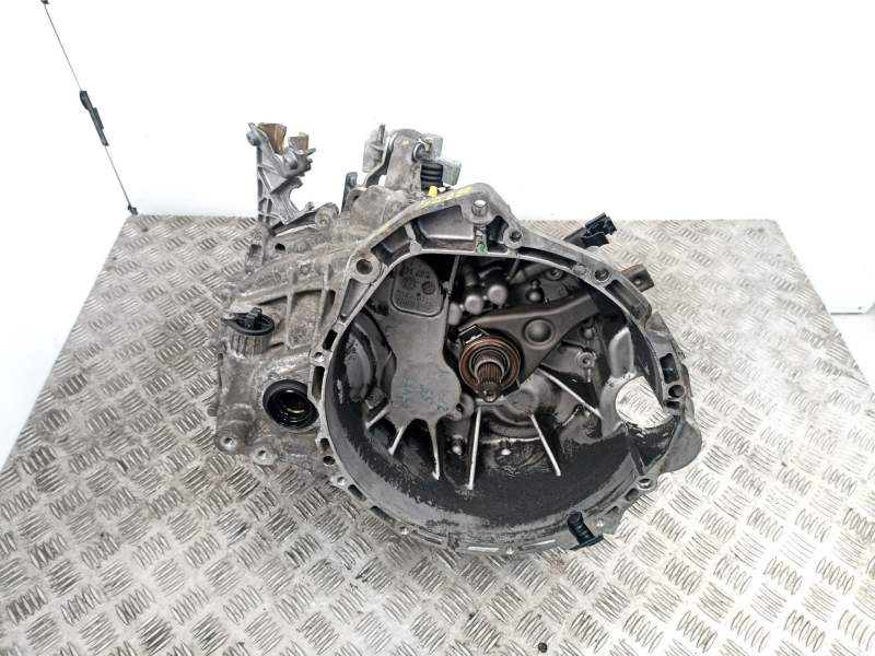 Recambio de caja cambios 6v turbo diesel para nissan almera tino (v10) 2.2 dci referencia OEM IAM ND6005  