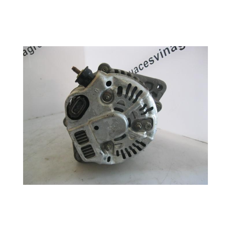 Recambio de alternador : honda accord : 2.0 td. -20t2n (104,72cv) 5p [2000] para honda accord 2.0 td. -20t2n referencia OEM IAM 