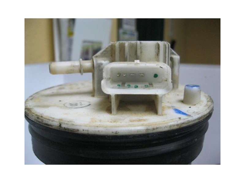 Recambio de bomba gasolina / aforadores : alfa romeo 145 : 0.1 d 3p [2000] para alfa romeo 145 0.1 d referencia OEM IAM 05803130