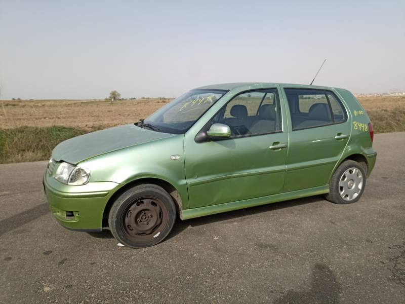 VOLKSWAGEN POLO (6N2)