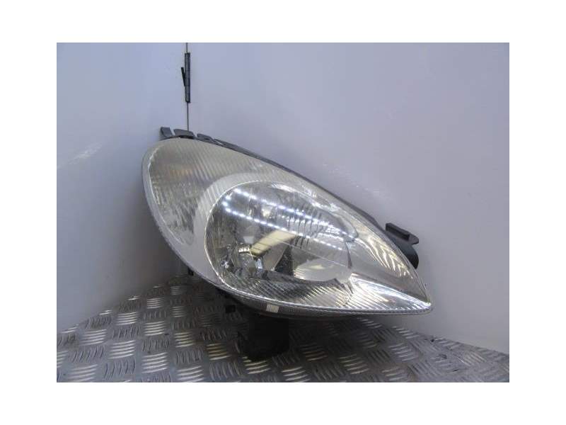 Recambio de faro derecho para citroën xsara picasso 1.6 g referencia OEM IAM 9631494980  