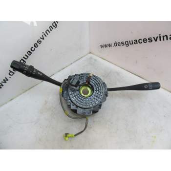 MANDO LUCES Y LIMPIAS 255403L100 25260VB013