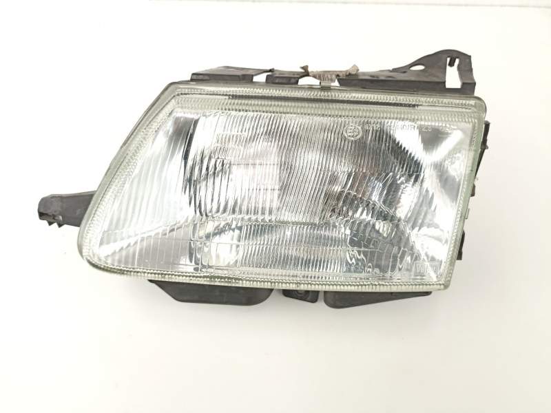 Recambio de faro izquierdo para citroën saxo 1.5 d seduction referencia OEM IAM 9633896180 0633896180 