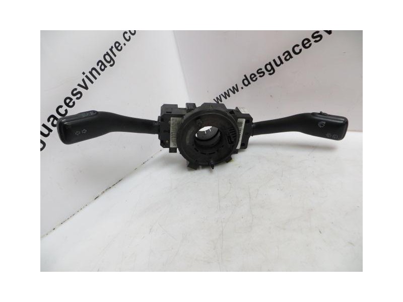 Recambio de mando luces y limpias : seat leon : 1.9 tdi -alh (89,76cv) 5p [2002] para seat leon 1.9 tdi -alh referencia OEM IAM 