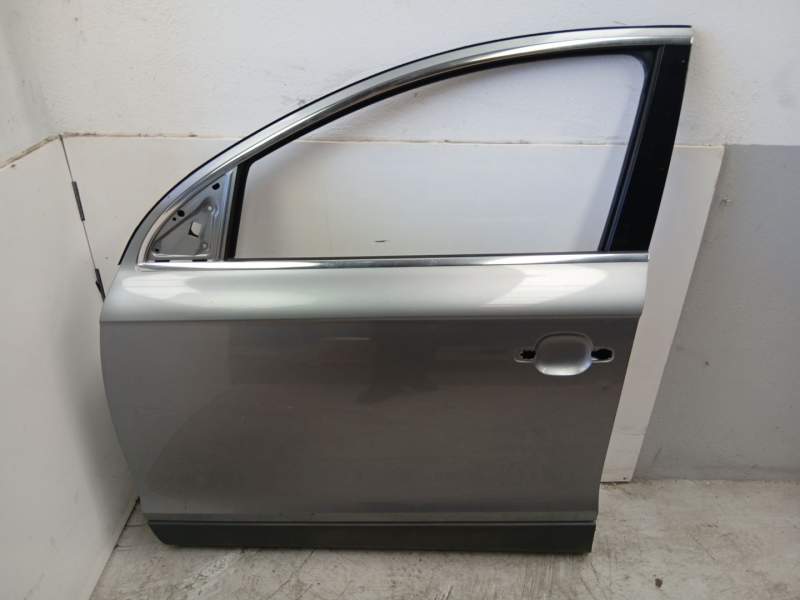 Recambio de puerta delantera izquierda para audi q7 (4lb) 3.0 tdi quattro referencia OEM IAM 4L0831051A  