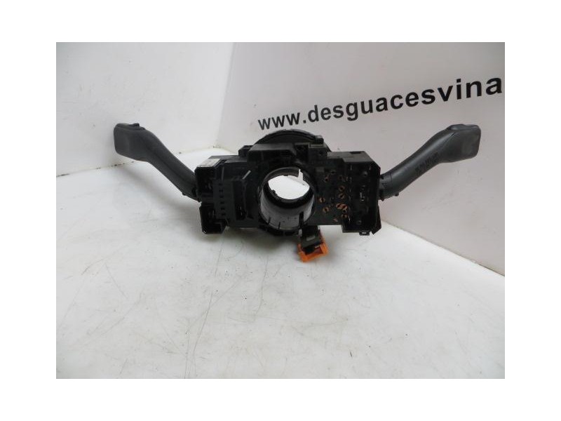 Recambio de mando luces y limpias : seat leon : 1.9 tdi -alh (89,76cv) 5p [2002] para seat leon 1.9 tdi -alh referencia OEM IAM 