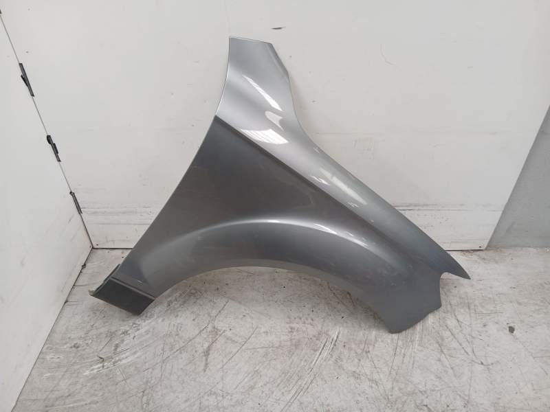 Recambio de aleta delantera derecha para audi q7 (4lb) 3.0 tdi quattro referencia OEM IAM 4L0821102  