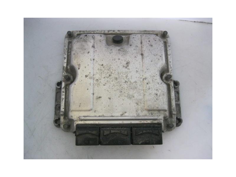 Recambio de centralita : renault laguna : 1.9 td dci /f9q c750 (119,68cv) [2002] para renault laguna 1.9 td dci /f9q c750 refere