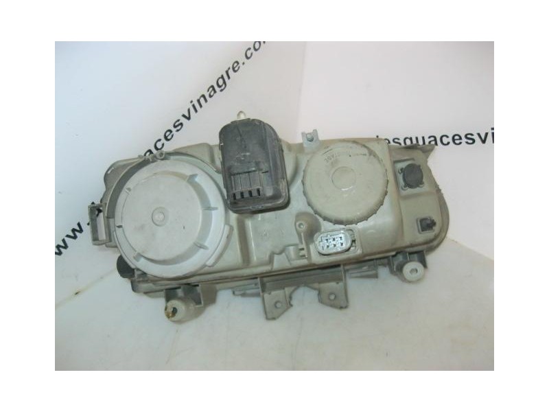Recambio de faro izq. : renault safrane : 2.2d-g8t (83,36cv) 5p [1997] para renault safrane 2.2d-g8t referencia OEM IAM PLASTICO