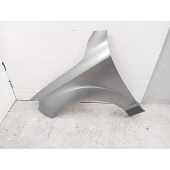 ALETA DELANTERA IZQUIERDA 4L0821101 